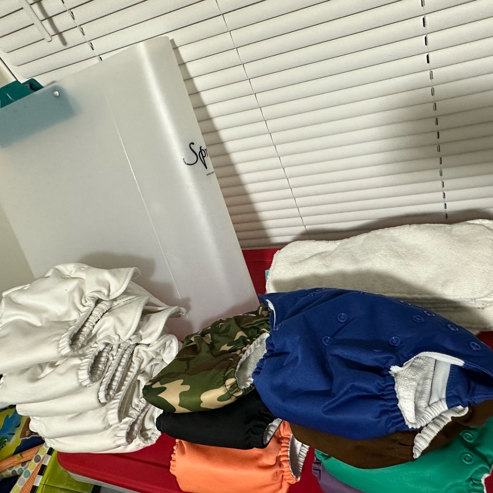 Cloth diapers - Picture 2 of 2